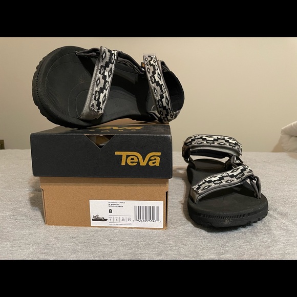 Teva, Size 8, Black & Grey Sandal - Picture 3 of 7
